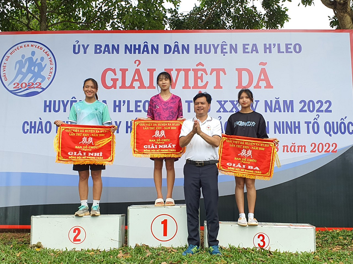 huyen ea hleo to chuc giai viet da nam 2022 2